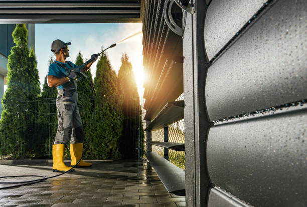 Best Factory Floor Cleaning  in Hudson, IA